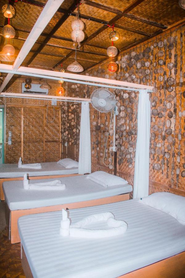 Dream House & Restaurant Gasthof Ngwesaung